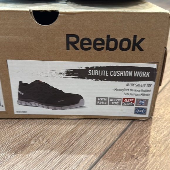 Reebok sublite cushion work safety shoe - Picture 2 of 6